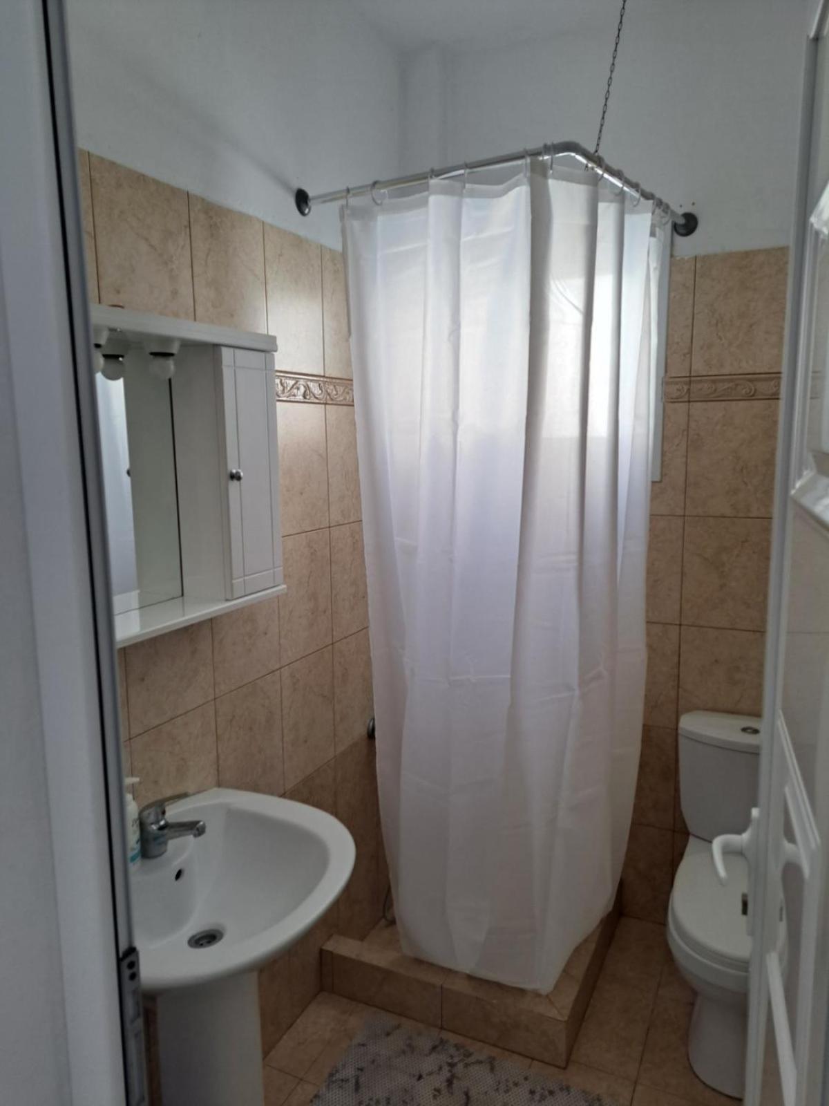 Apartment With Sea View And Balcony 60M From Beach Aegina Esterno foto